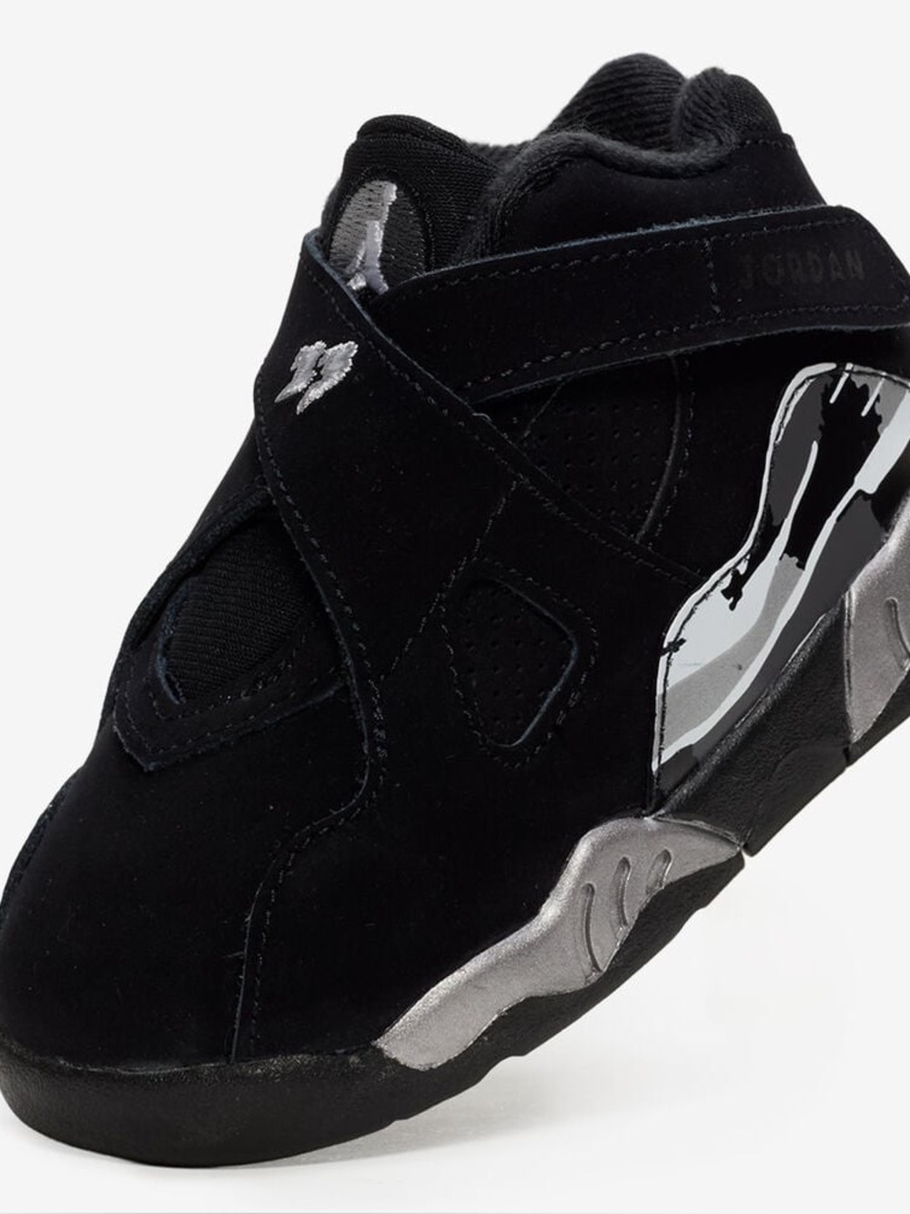 Air Jordan 8 Retro "Chrome"